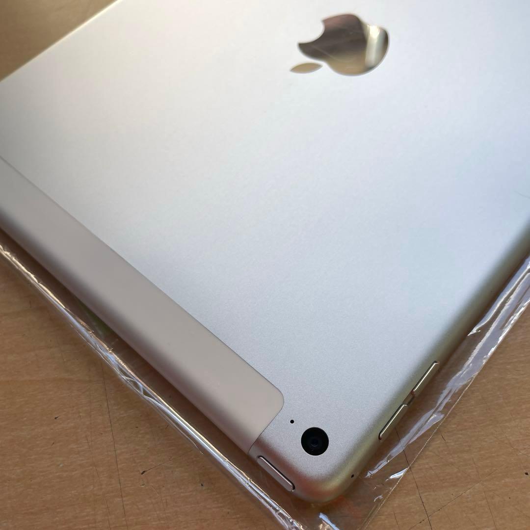 iPad Air2 32GB Cellularモデル シルバー　A1567 #2