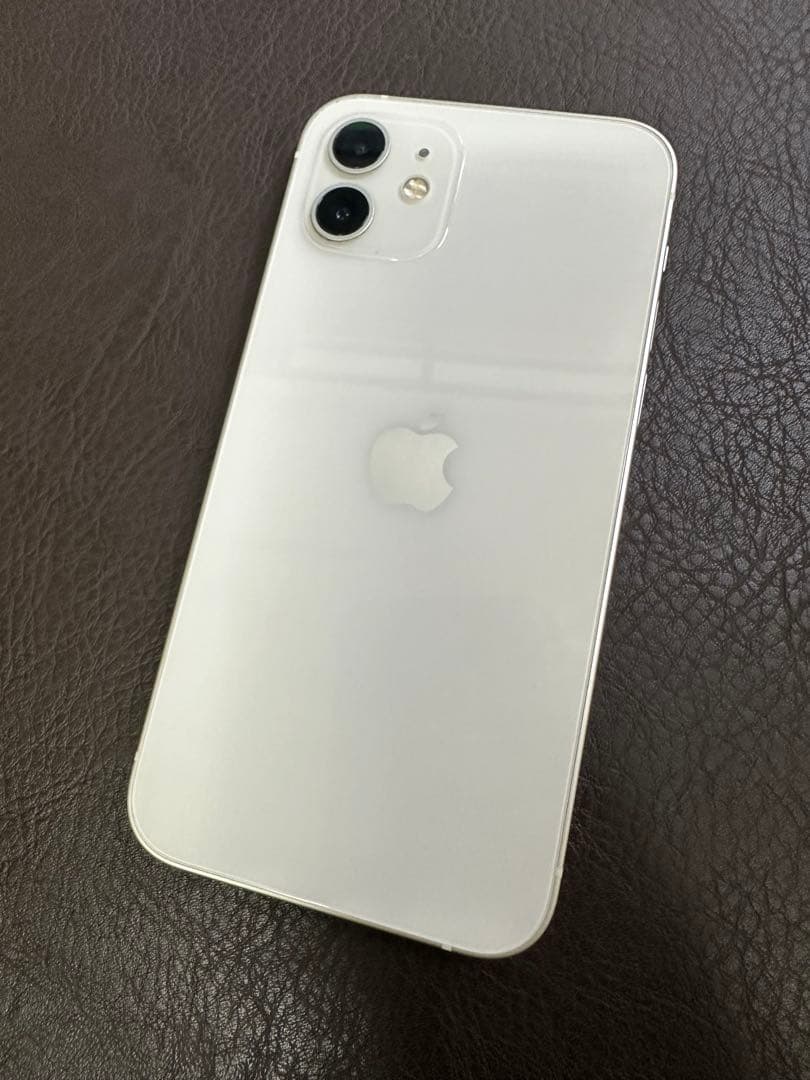 Apple iPhone 12 128GB ホワイト 本体