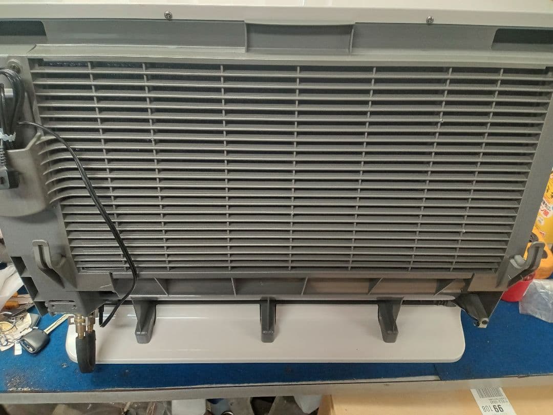 サンポットファンコンベクターFC-61温水暖房　温風機