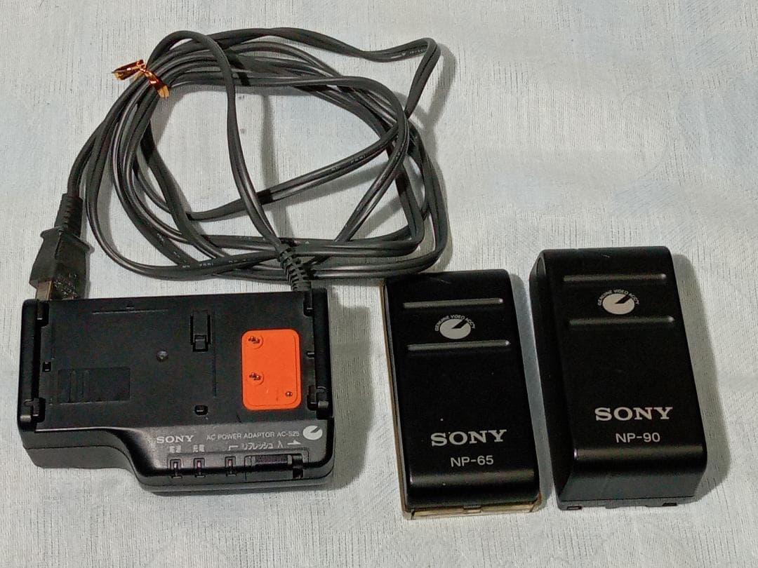 ソニー CCD-TR850 8mmビデオカメラ ジャンク扱い SONY