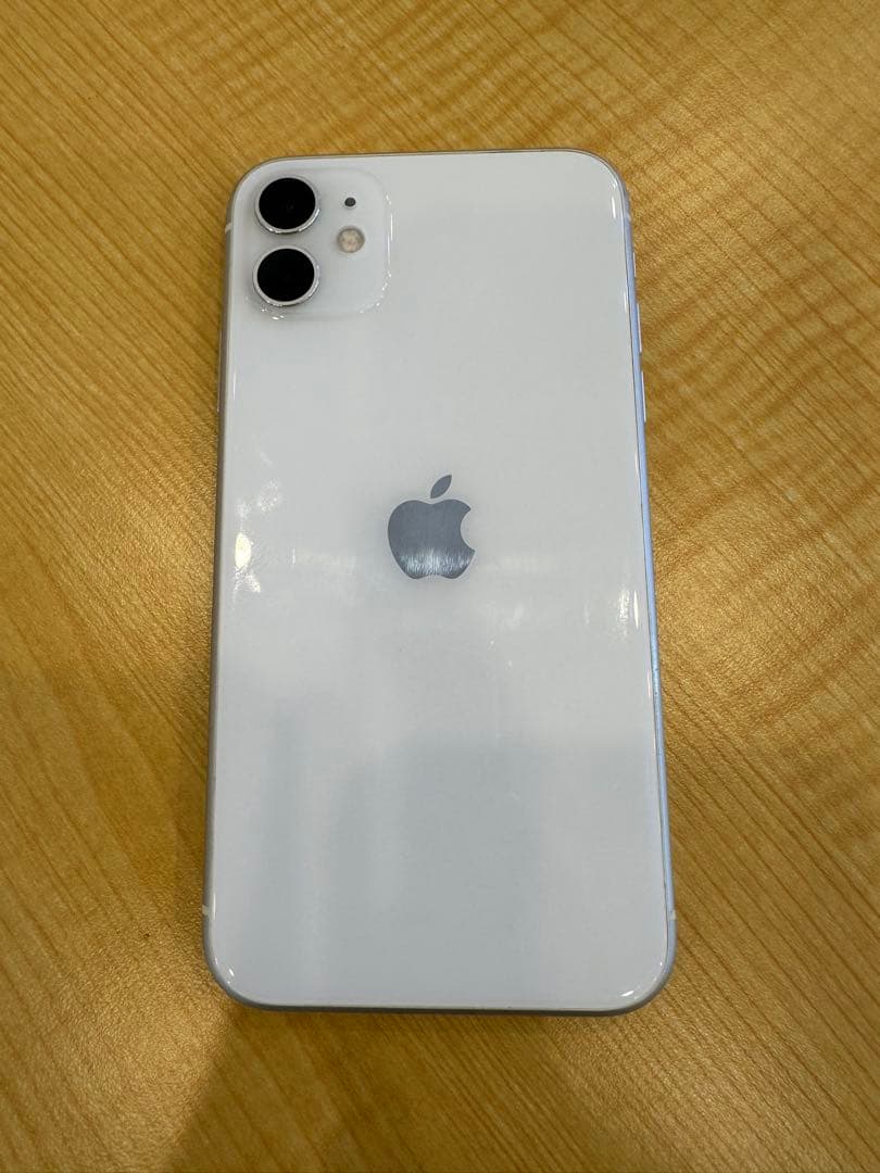 Apple iPhone 11 ホワイト　64gb