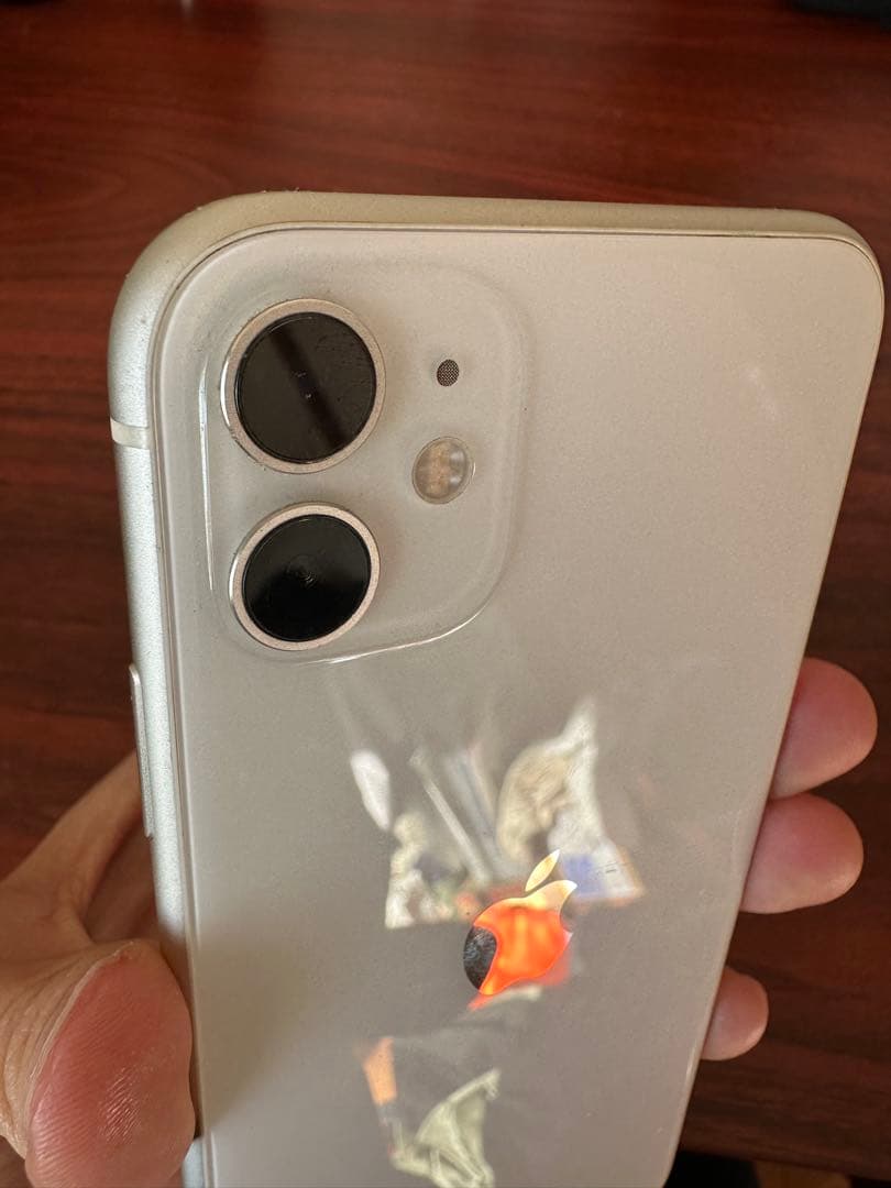 Apple iPhone 11 ホワイト　64gb
