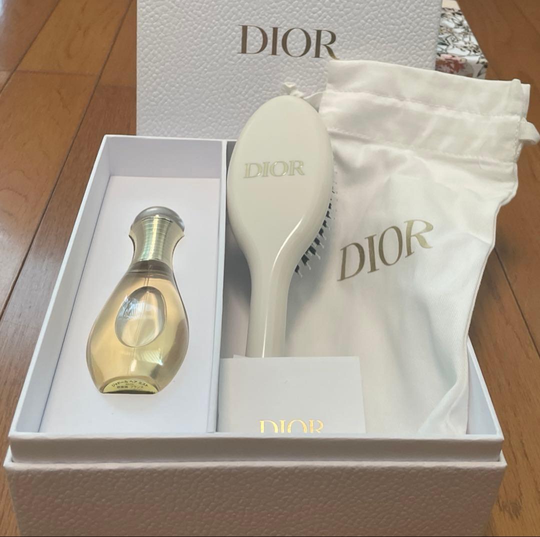 Dior バースデーギフト　ジャドールヘアミスト&ブラシ
