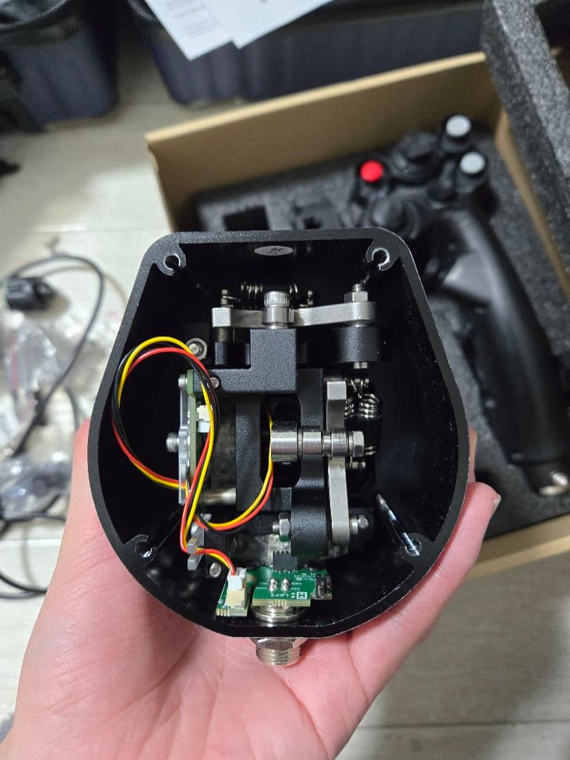 VKB Gunfighter MCG Ultimate フライトスティック