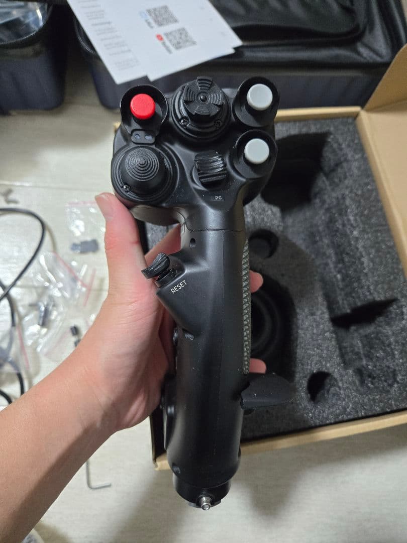 VKB Gunfighter MCG Ultimate フライトスティック