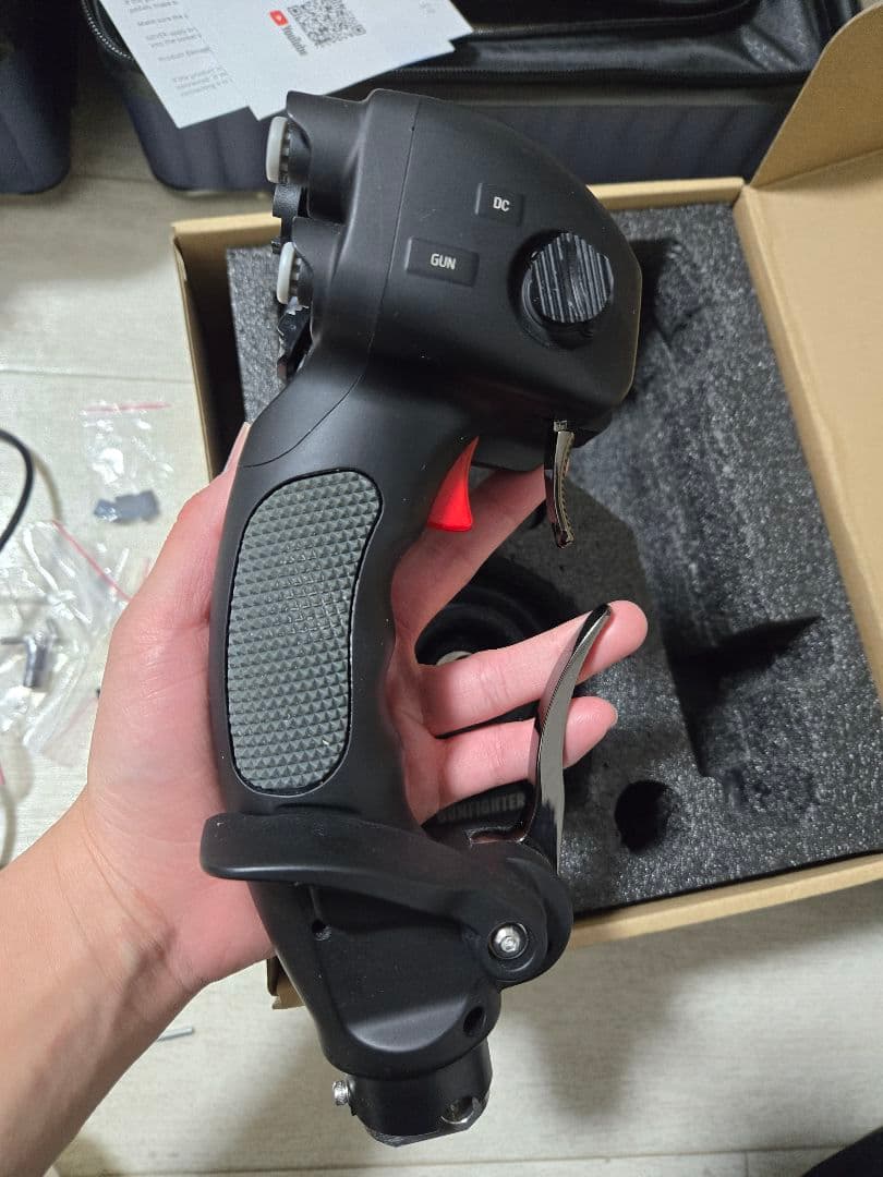 VKB Gunfighter MCG Ultimate フライトスティック