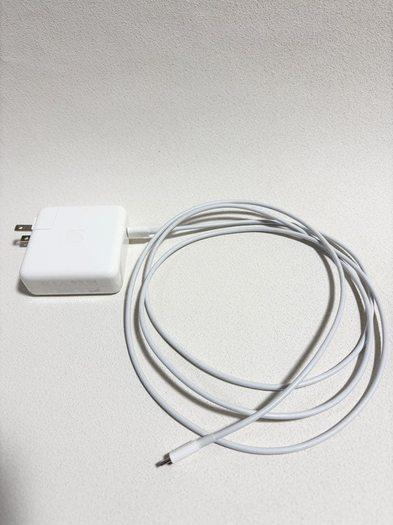 MacBook Pro 13インチ 2019 Corei5/8GB/SSD256