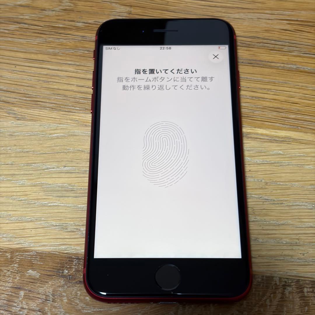 わ*ぃ様 バッテリー新品　iPhoneSE第3世代64GB SIMフリー　美品