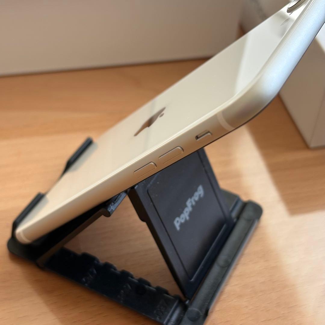 【美品】iPhone SE (第2世代) ホワイト 128GB