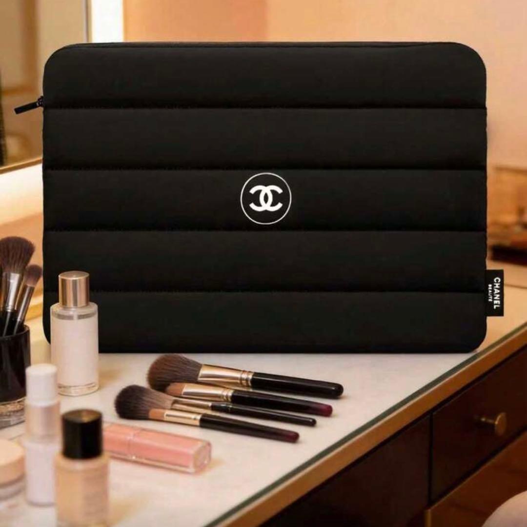 高級感 ノートPCケース ブラック 軽量 クッション 保護 新品 男女兼用