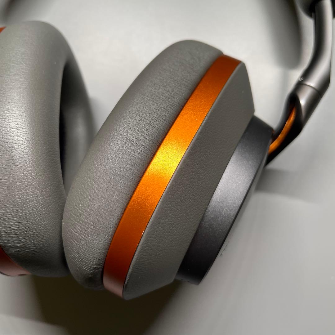 ヘッドホン Bowers & Wilkins Px8 McLaren Edition