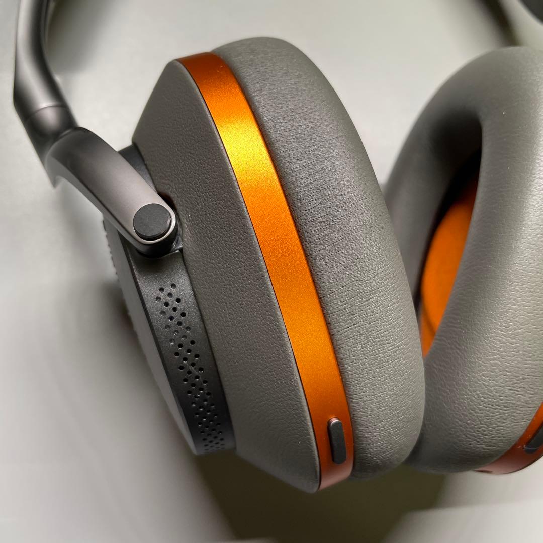 ヘッドホン Bowers & Wilkins Px8 McLaren Edition