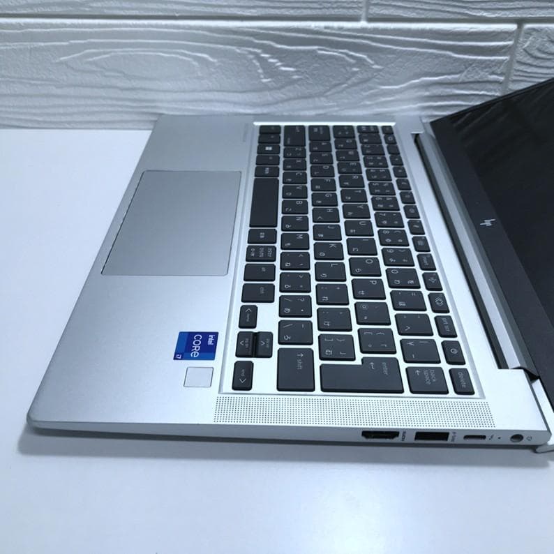 かなり美品》HP EliteBook 630 G10／i7／512GB／16GB
