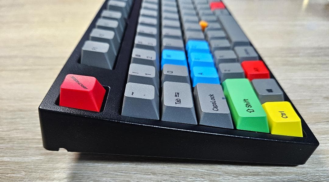 【値下げ】美品｜Archiss Quattro TKL｜青軸｜カスタムカラーキー