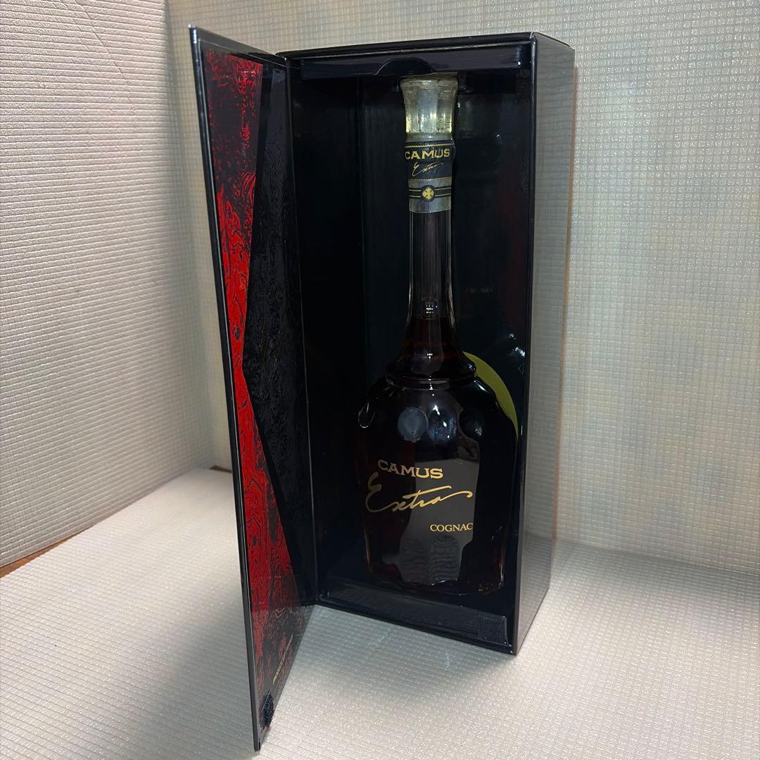 CAMUS EXTRA COGNAC ⭐︎箱付き　⭐︎新品・未開栓