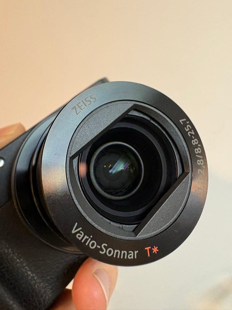 SONY RX100 M5 充電器付き コンパクトデジタルカメラ