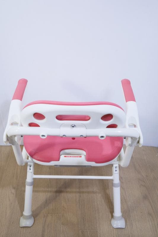 使用僅かの美品◆アロン化成　折りたたみシャワーベンチ ISフィット◆ピンク系
