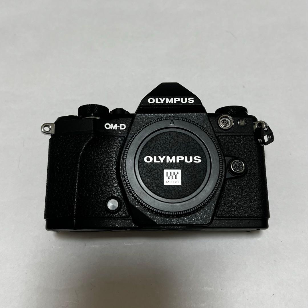 OLYMPUS OM-D ミラーレス一眼カメラセット