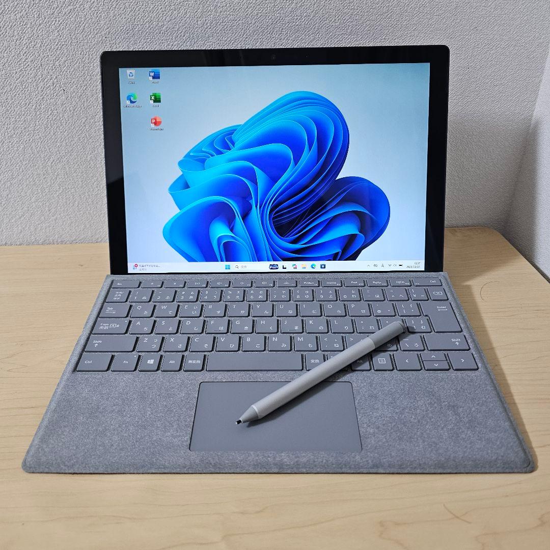 Surface Pro 7／Core i5 10世代／ブラック／ペン
