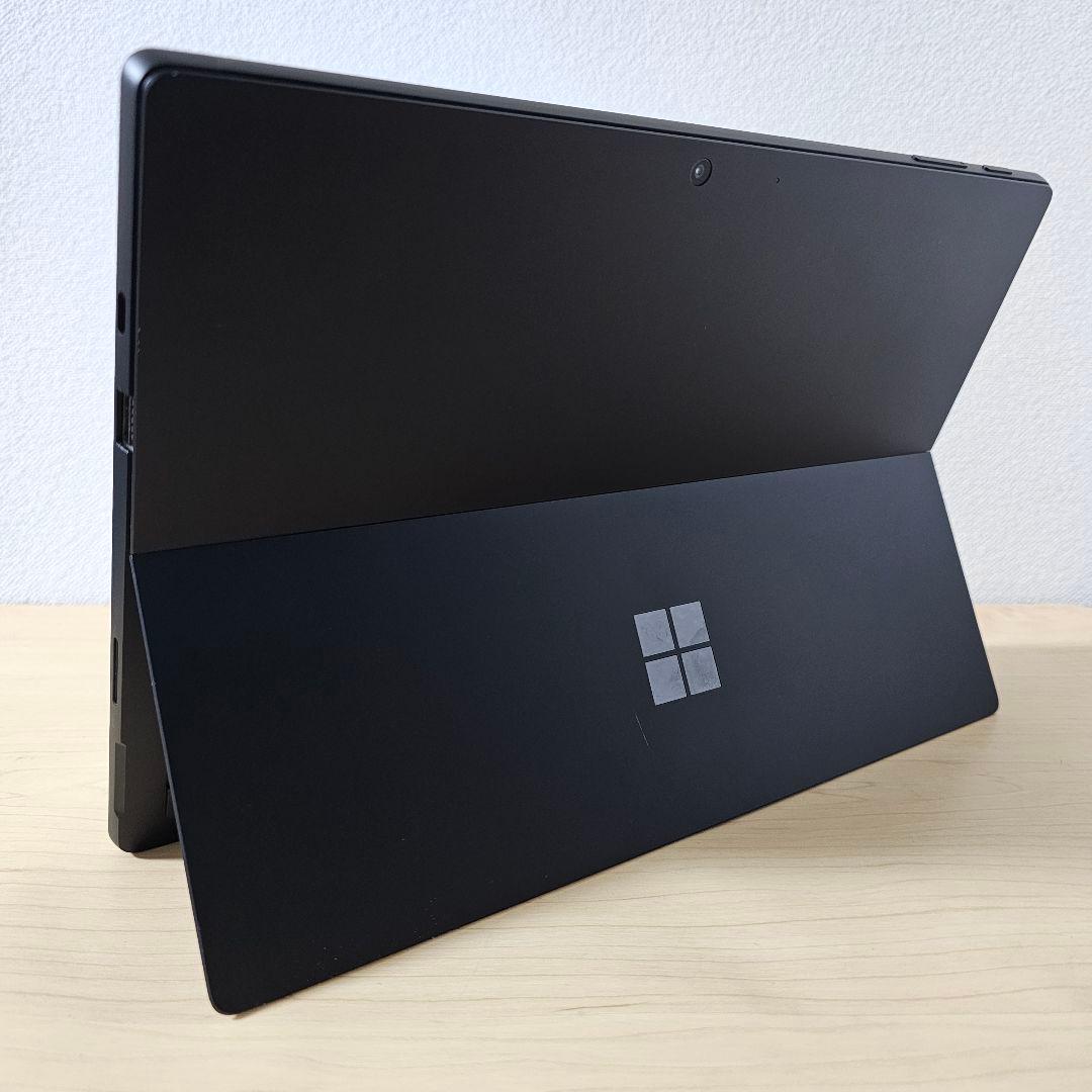 Surface Pro 7／Core i5 10世代／ブラック／ペン