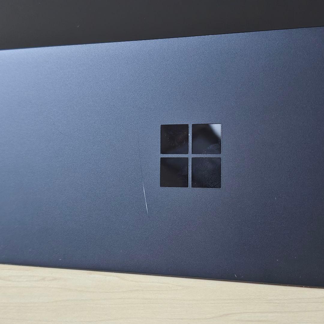 Surface Pro 7／Core i5 10世代／ブラック／ペン