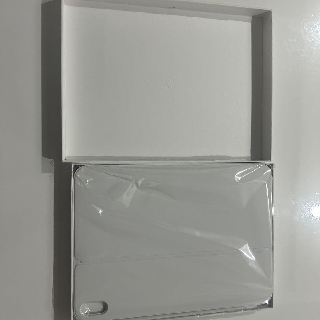 iPad 第10世代 Magic Keyboard Folio ※紛失あり