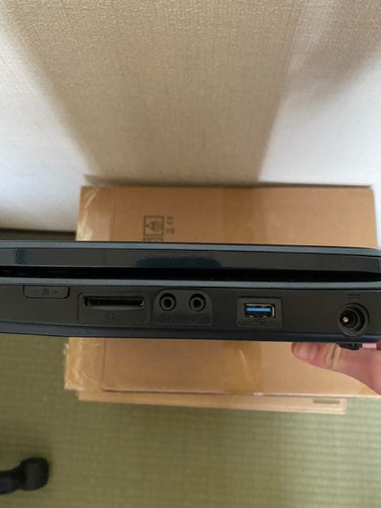 富士通 LIFEBOOK AH550 /5A ジャンク