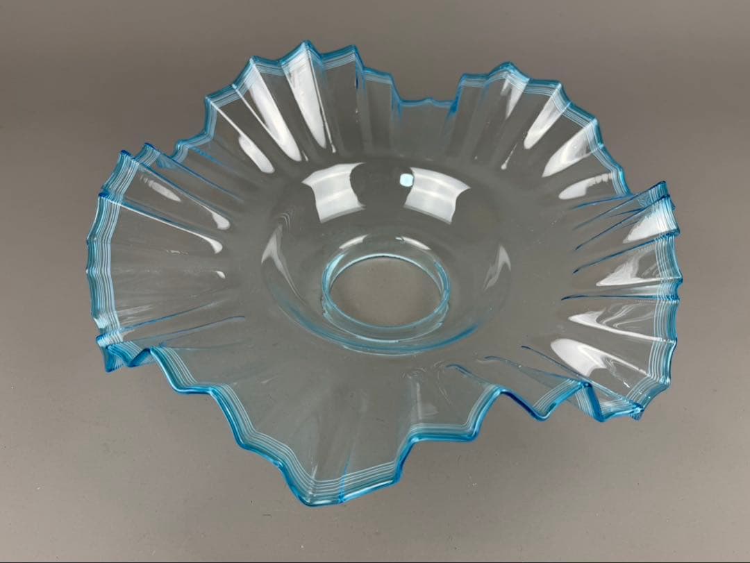 オイルランプ シェード フリル 青色 水色 ガラス製 気泡 古ガラス 電笠 部品