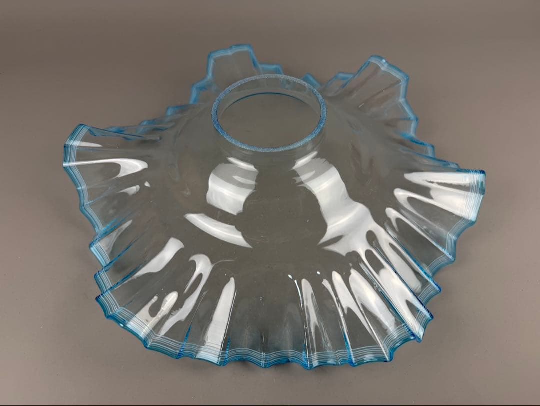 オイルランプ シェード フリル 青色 水色 ガラス製 気泡 古ガラス 電笠 部品