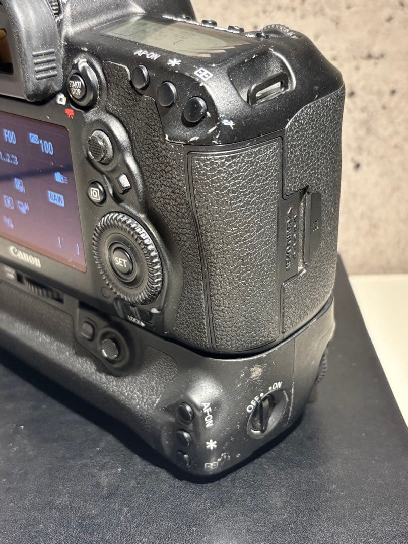 Canon 5DMark4 (バッテリーグリップ付き)