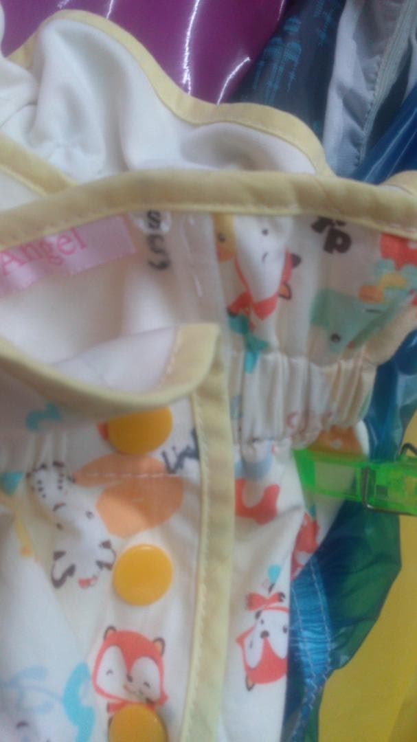 おむつカバー　Sサイズ　黄色のプラホック　可愛い　裏は撥水　難有品　説明一読を