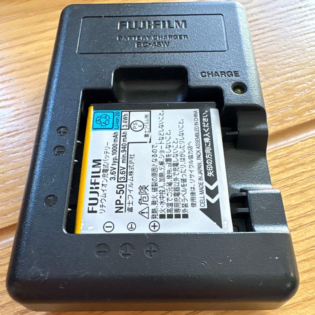 Fujifilm FinePix F80EXR コンパクトデジタルカメラ