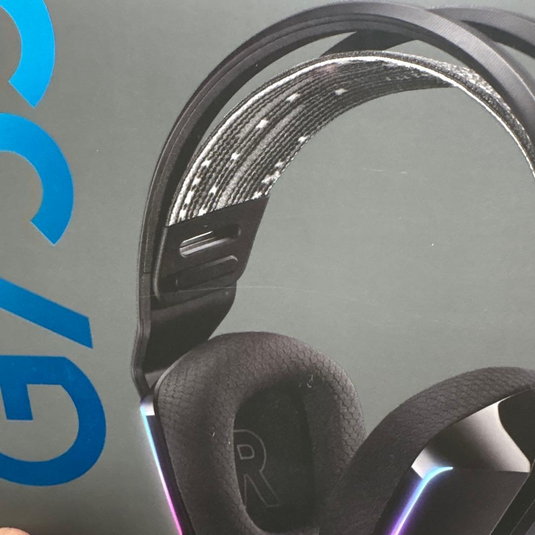 新品未開封　Logicool G733 ゲーミングヘッドセット