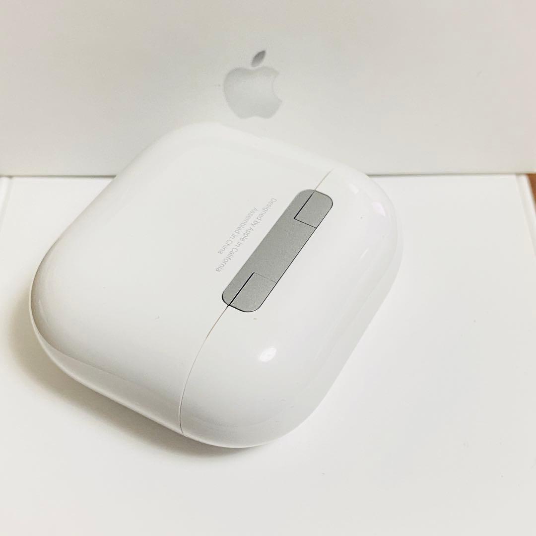 ［正規品］AirPods 4 第四世代　ケース　アイポーズ　ANC 充電器
