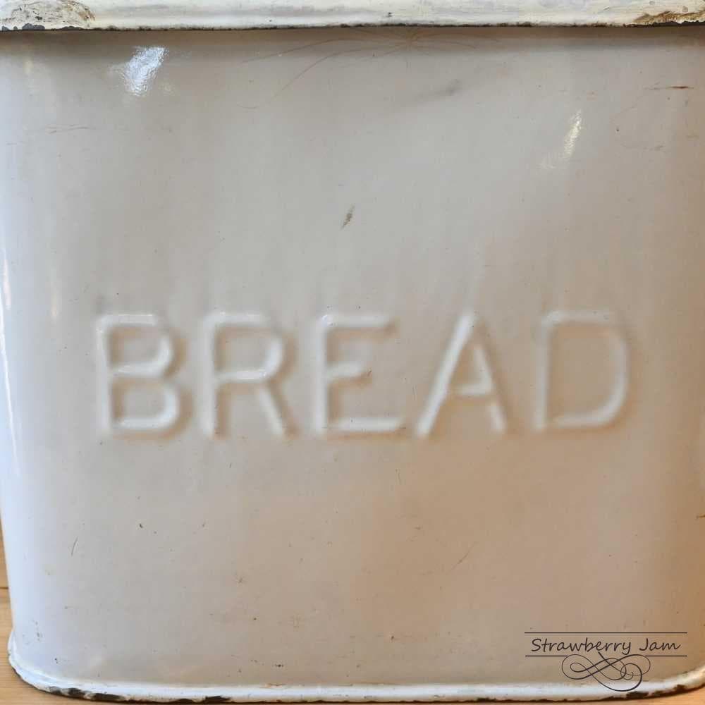 L3710-78 英国アンティーク ホーロー ブレッド缶 BREAD 小物入れ