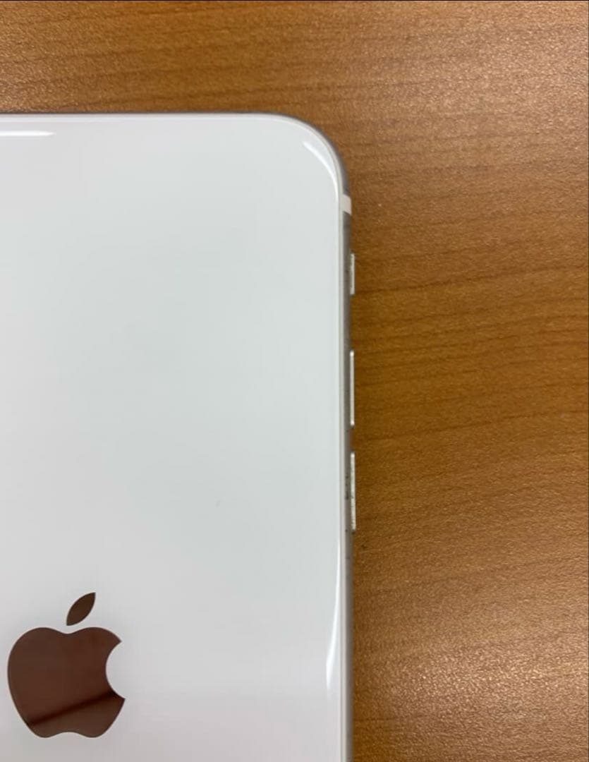 動作確認済 iPhone SE 第2世代 64GB