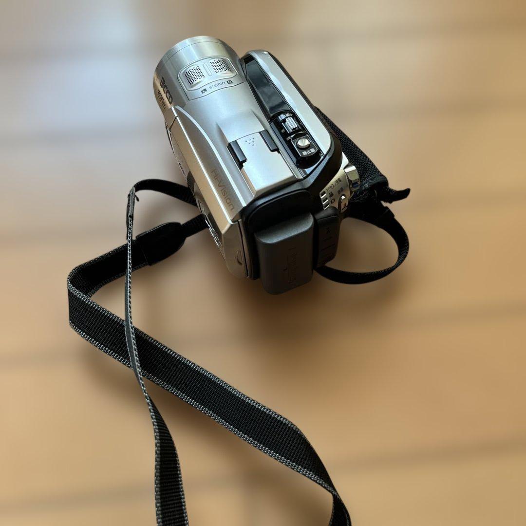 【動作確認済・付属品完備】JVC Everio GZ-HD3 3CCD搭載