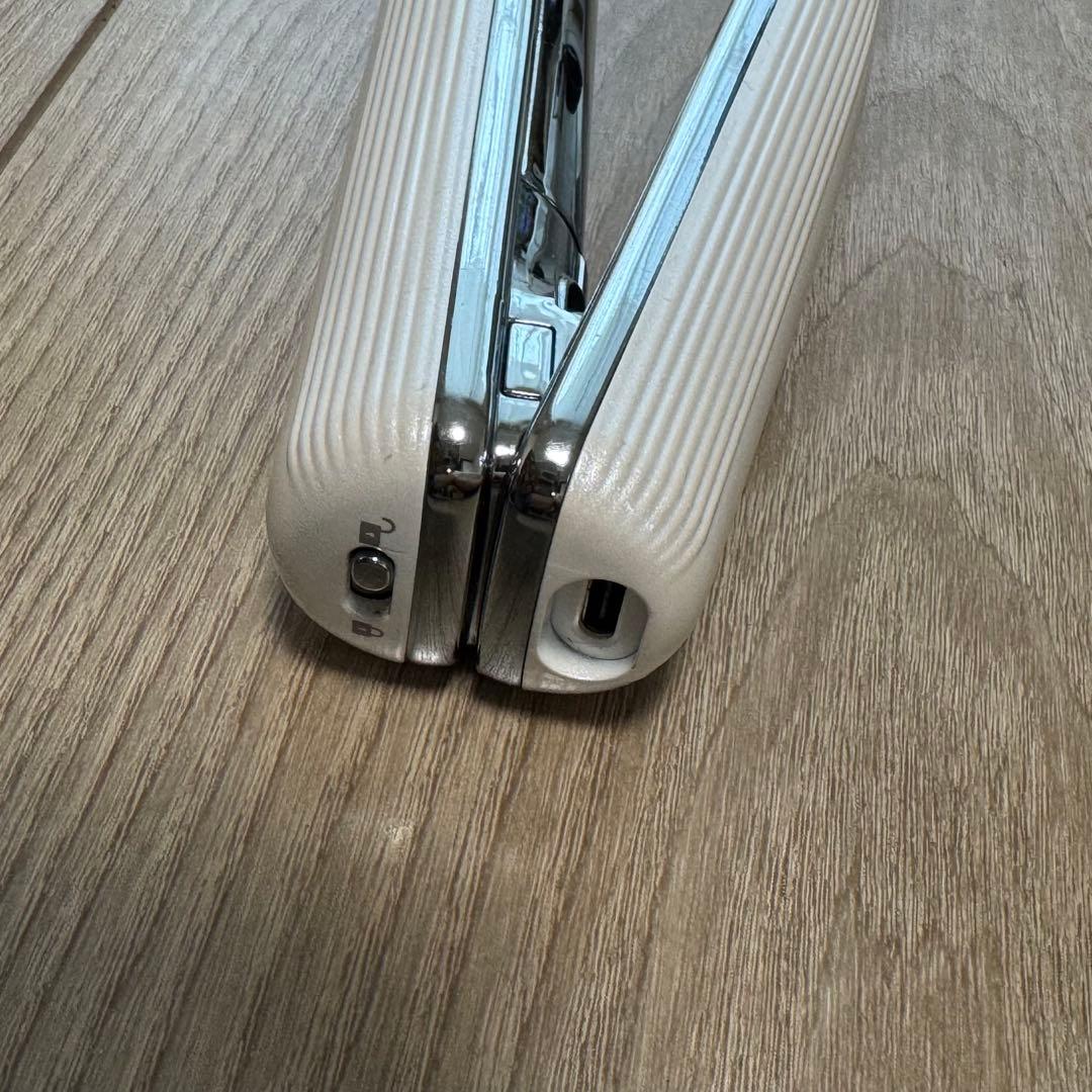 専用　リファ　フィンガーアイロン　ホワイト