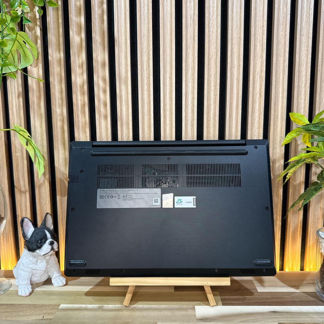 準美品 新型2024年モデル‼️☘Lenovo☘SSD512GB☘ノートパソコン