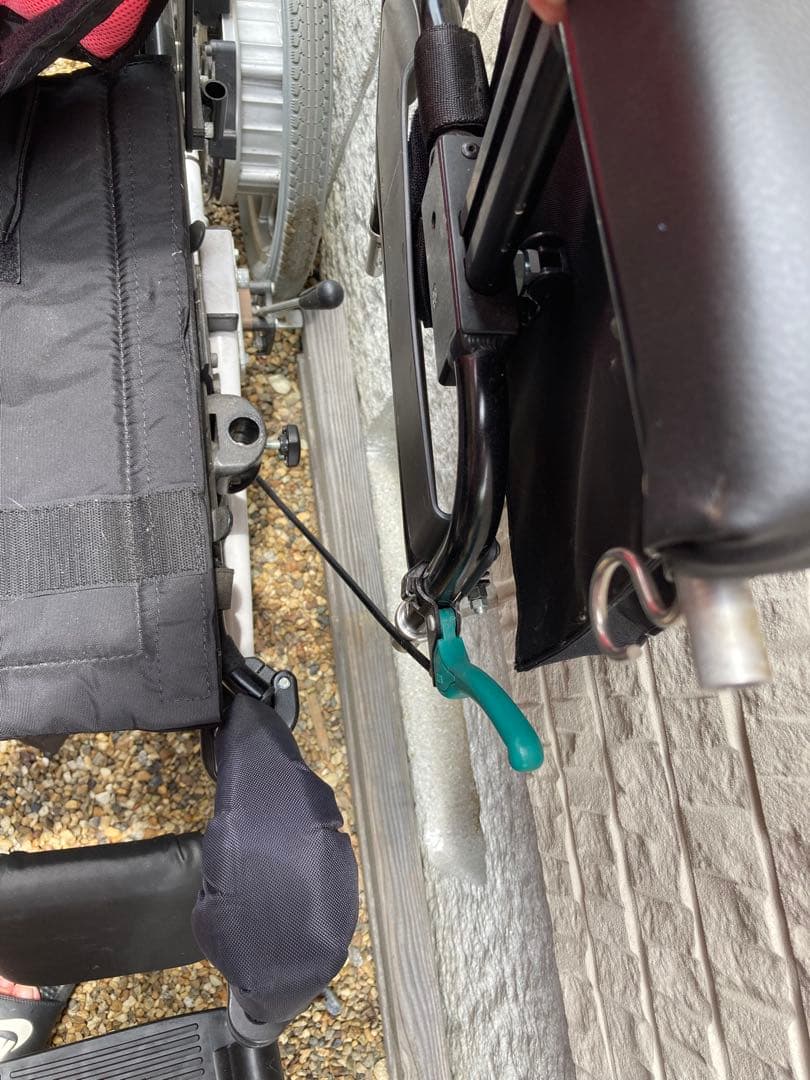 電動車椅子 充電器2個&バッテリー3個、MIKIグランドフリッチャー