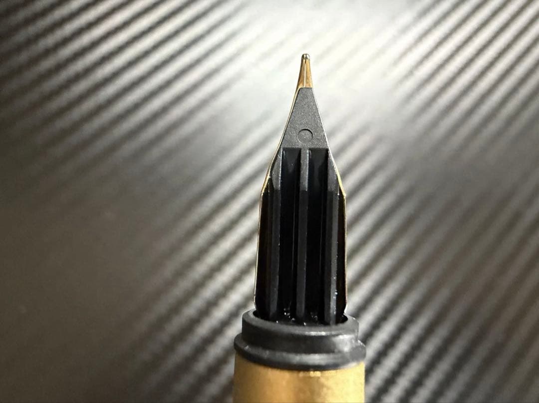 極美品 モンブラン ノブレスゴールド F 細字 万年筆