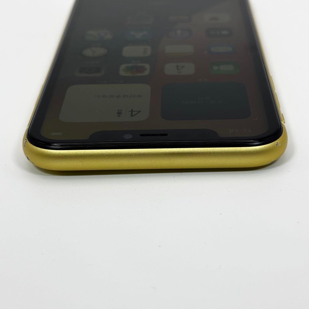 iPhone 11 64GB イエロー SIMロック解除済み 背面割れあり