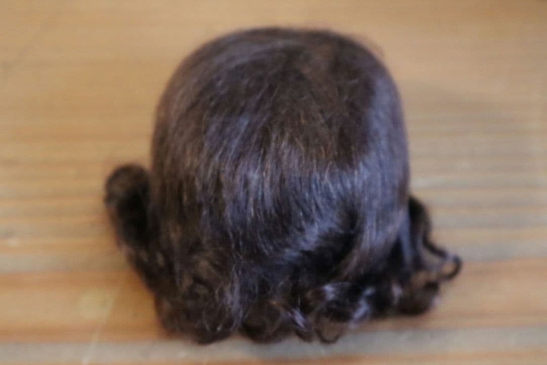 アンティークビスクドール用のモヘアウィッグ　ビスクドール