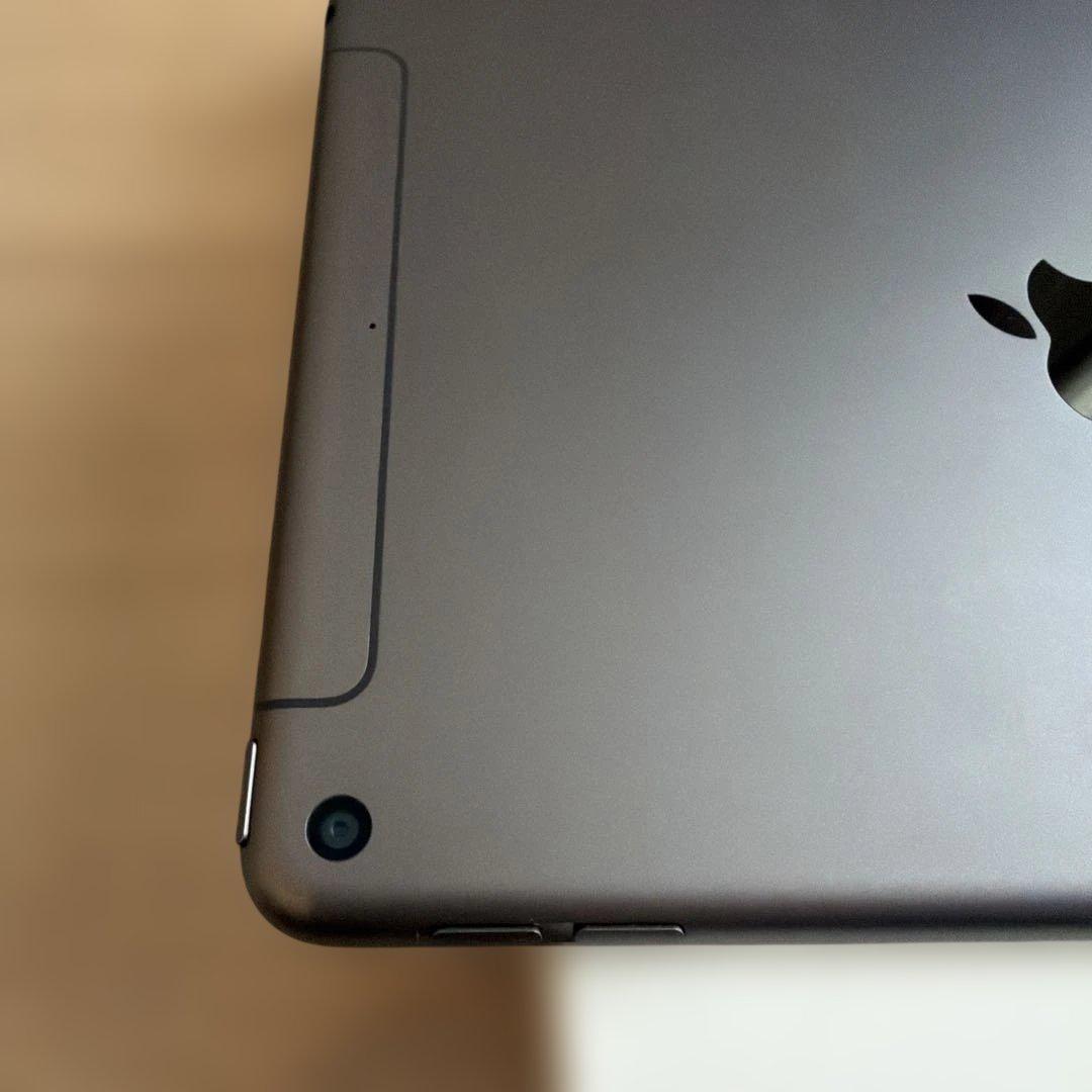 iPadmini 5 64GB WiFi＋Cellular グレー SIMフリー