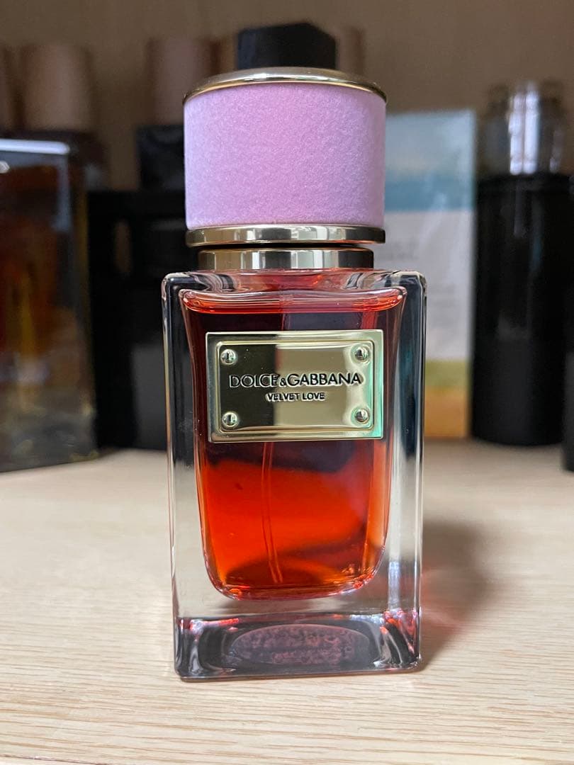 DOLCE&GABBANA ベルベット ラブ プールファム EDP 50ml