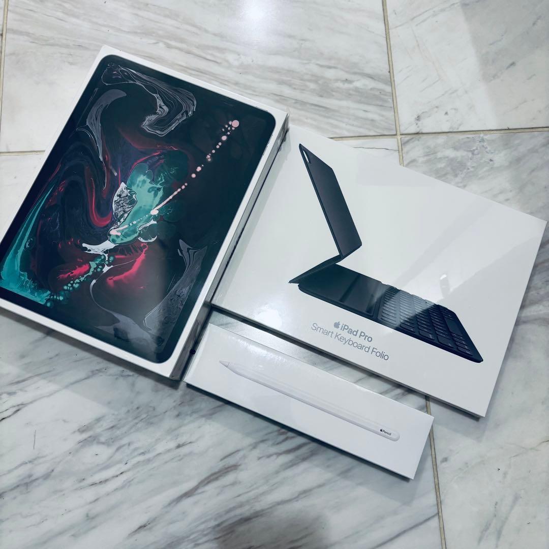 【未開封1年保証】iPad Pro 11 セルラー 1TB⚫︎ペンシル⚫︎キーボード