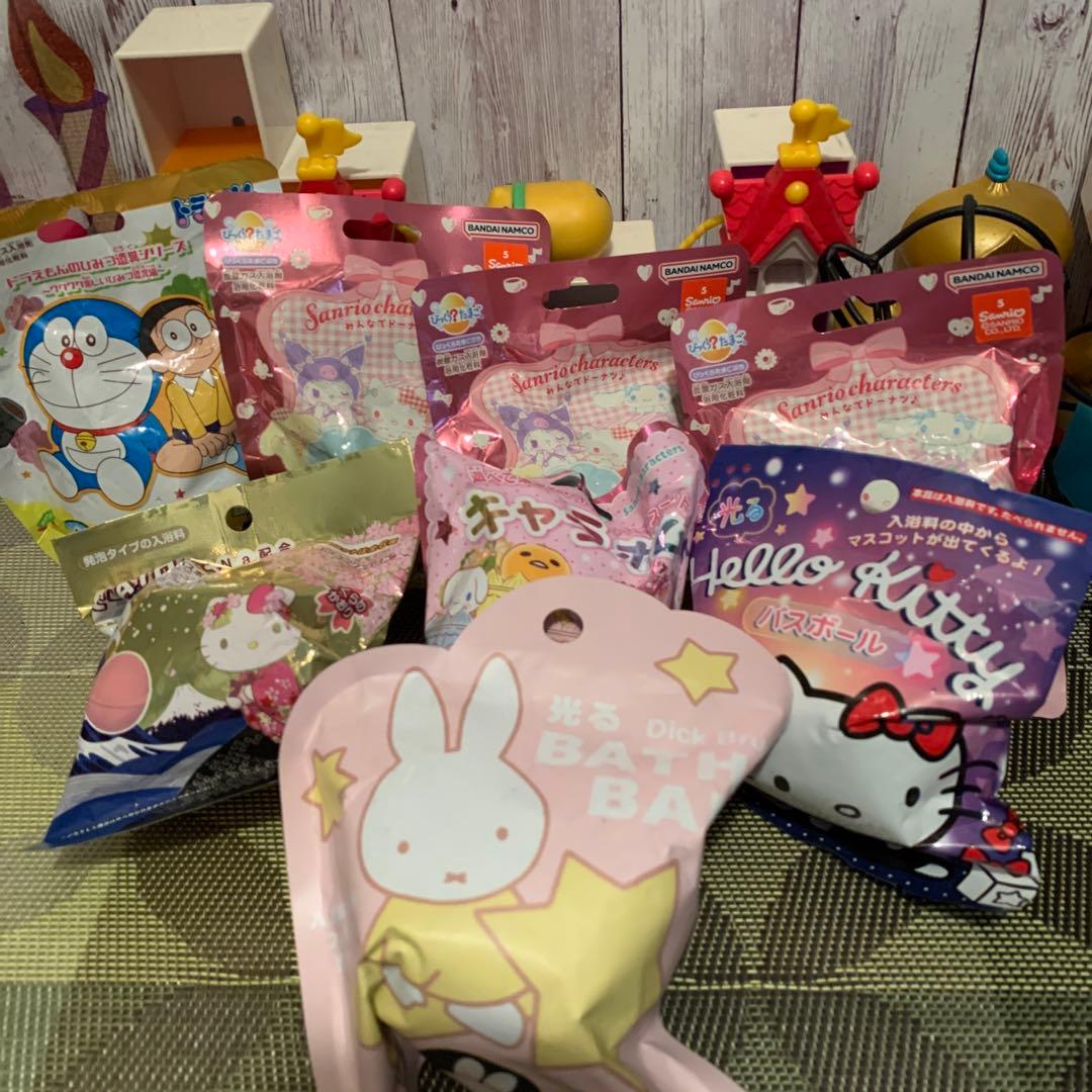 バズボール✨バスボム✨びっくらたまご✨サンリオ✨すみっコぐらし✨プリキュア