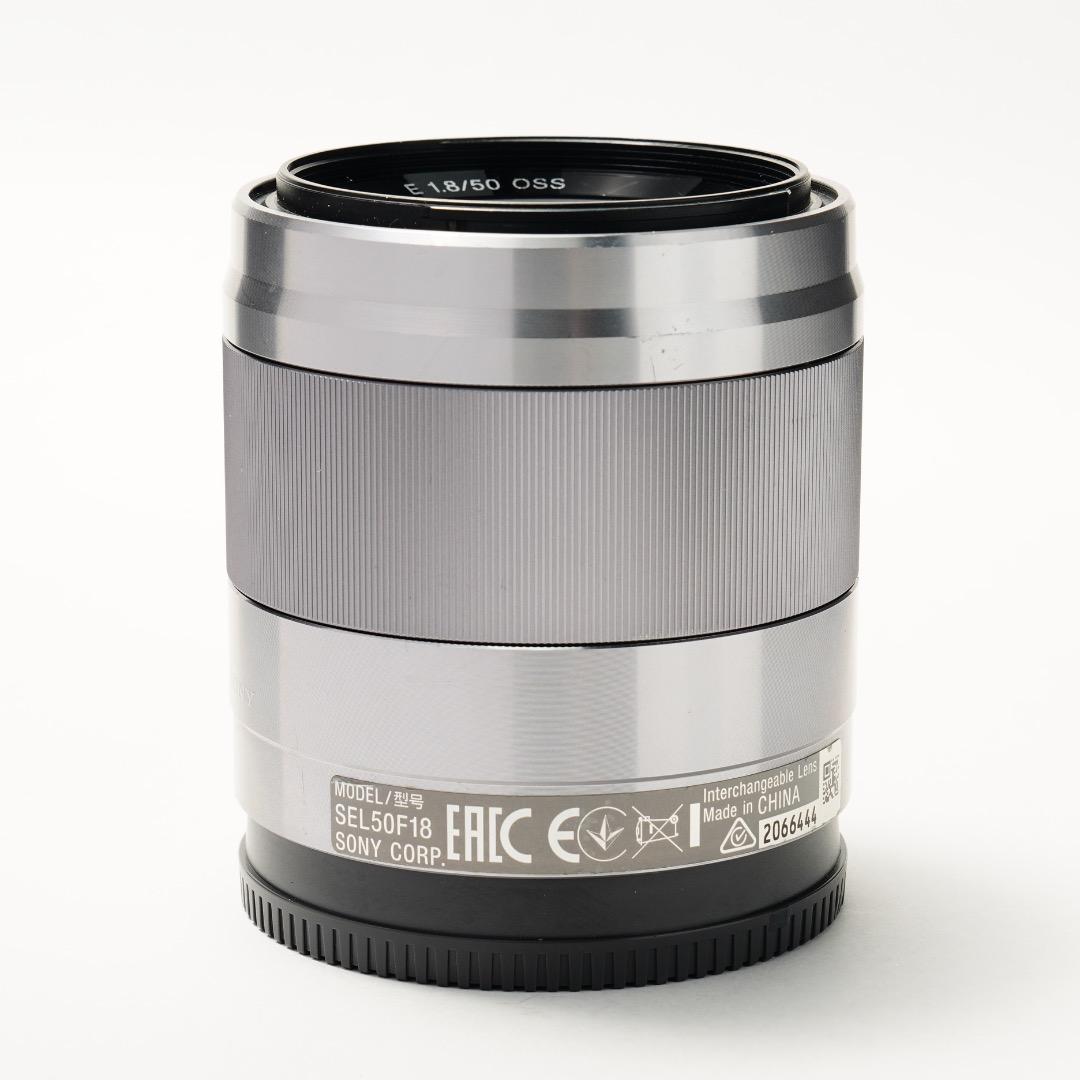 【プロっぽい】SONY 単焦点 E 50mm F1.8 OSS シルバー 444