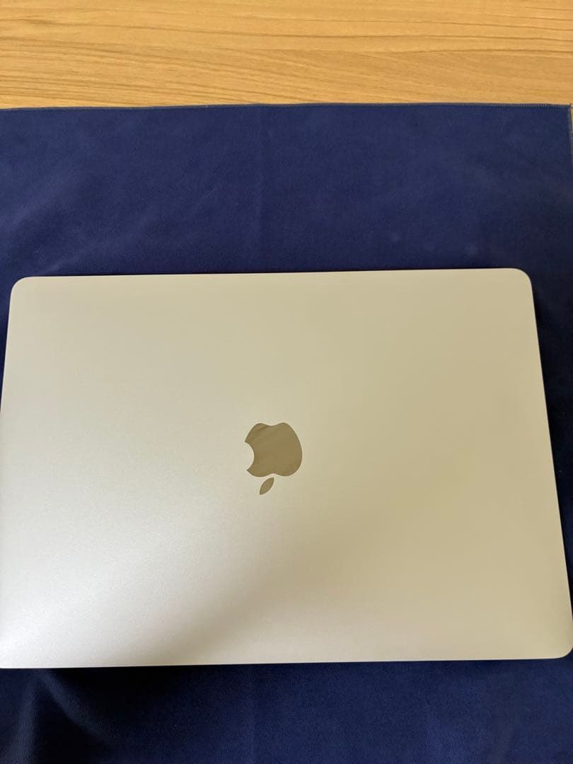 極美品 MacBook Pro 2020 13インチ i5 16GB/512GB