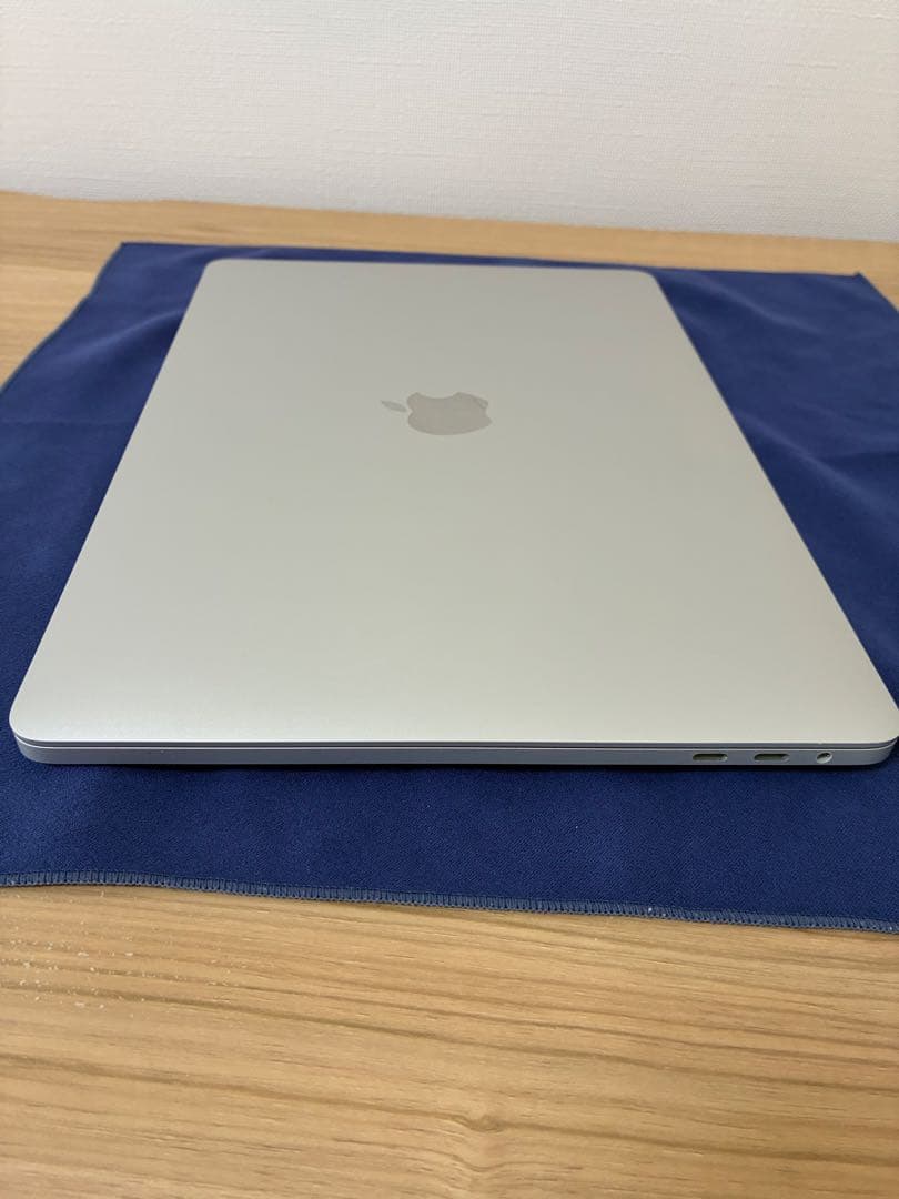 極美品 MacBook Pro 2020 13インチ i5 16GB/512GB